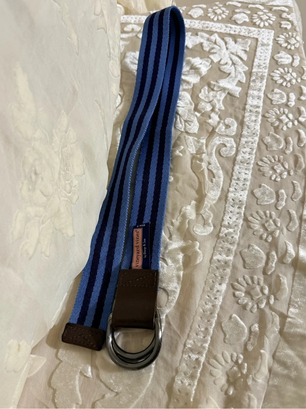 Vineyard Vines Shep & Ian D Ring Belt Size S Blue Navy Stripe Leather Trim 36”